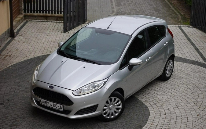 Ford Fiesta cena 32900 przebieg: 119000, rok produkcji 2017 z Ryn małe 191